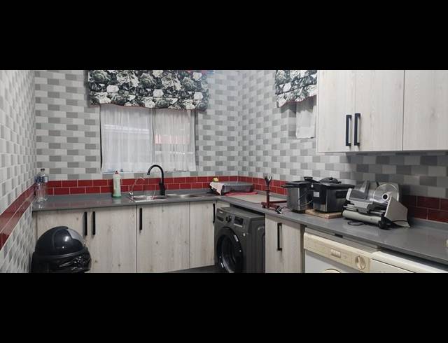 4 BEDROOM HOUSE FOR SALE IN SASOLBURG EXT 23